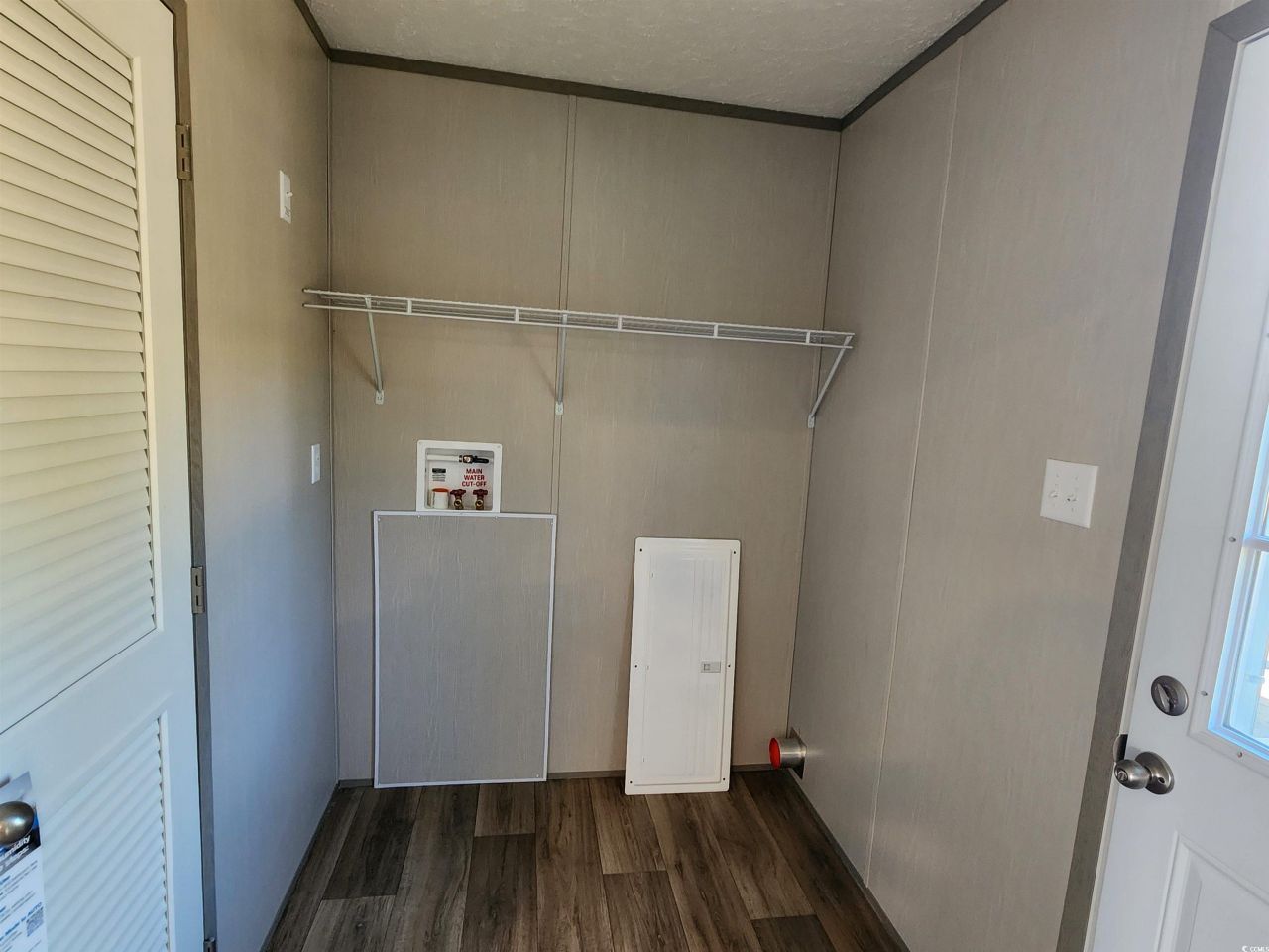 2004 Warren's Loop Photo 19