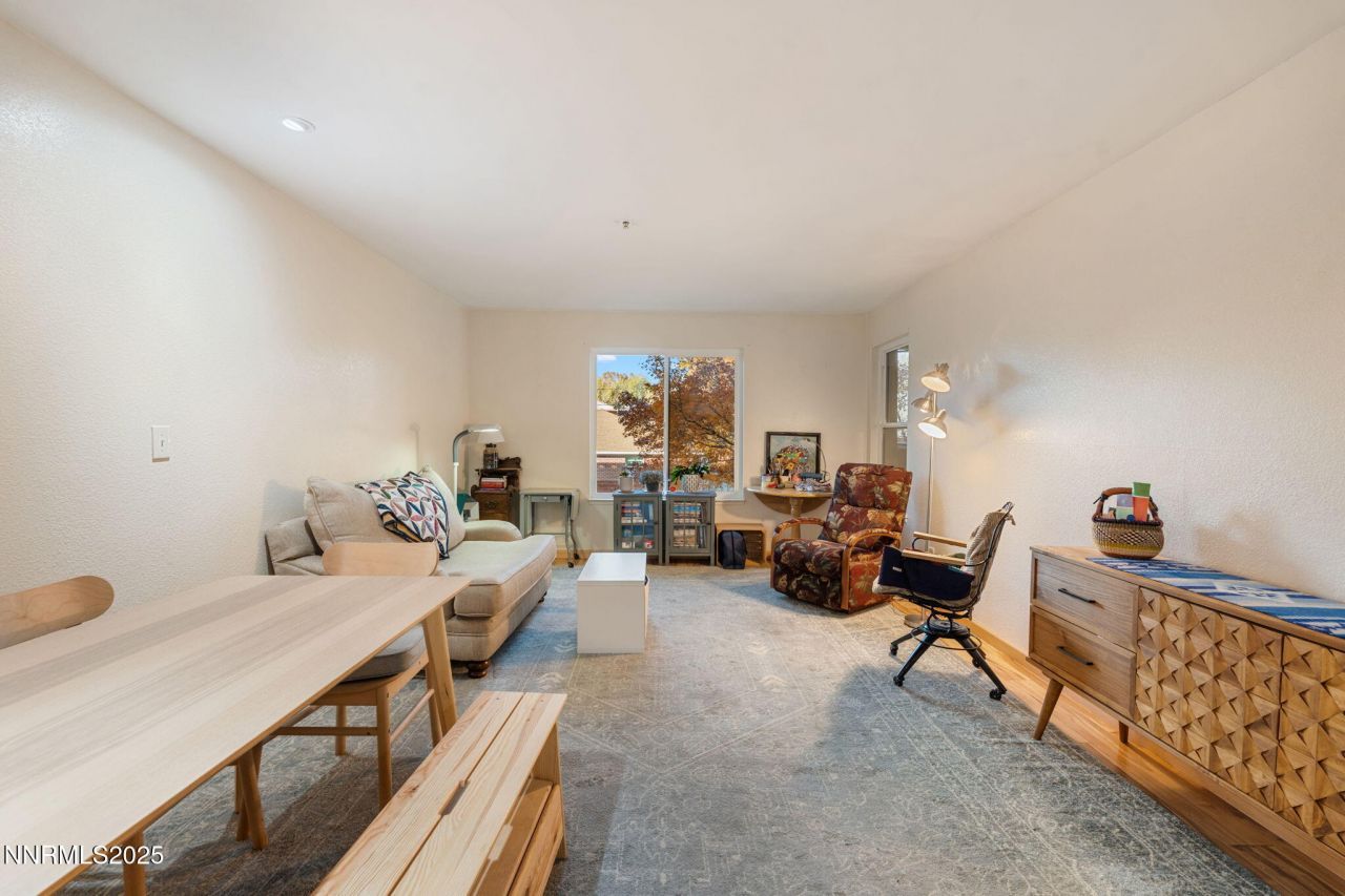 3095 Lakeside Drive, Unit APT 106, Reno, NV 89509 Photo