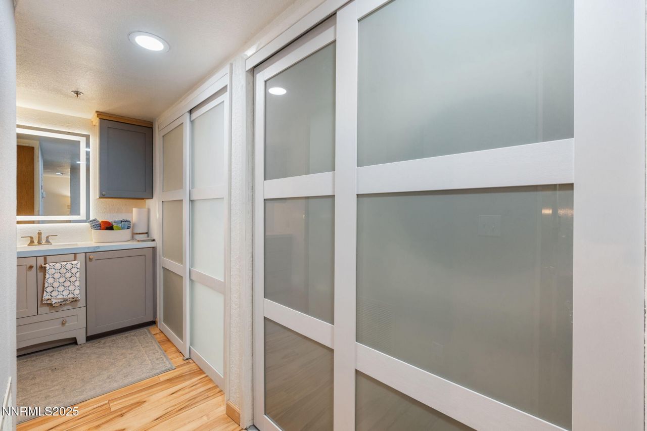 3095 Lakeside Drive, Unit APT 106, Reno, NV 89509 Photo