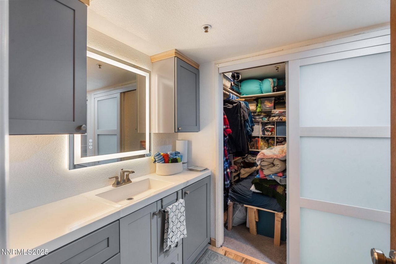 3095 Lakeside Drive, Unit APT 106, Reno, NV 89509 Photo