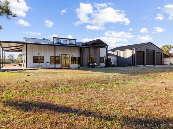 986 N 4430 Road, Valliant, OK 74764