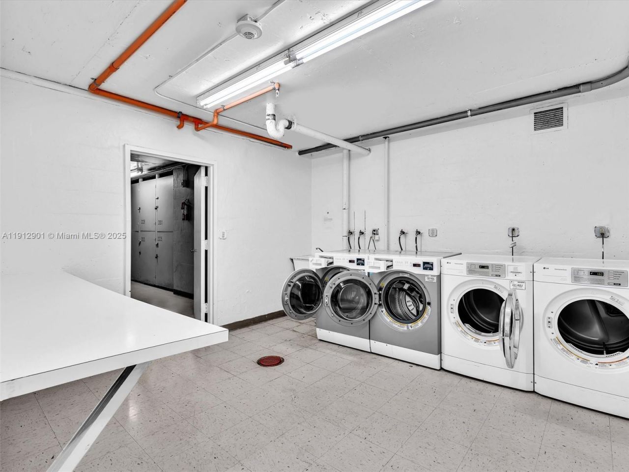 2030 S Ocean Dr, Unit 2024, Hallandale Beach, FL 33009 Photo