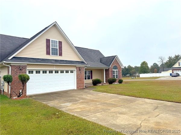 120 Clearbrook Place, Raeford, NC 28376