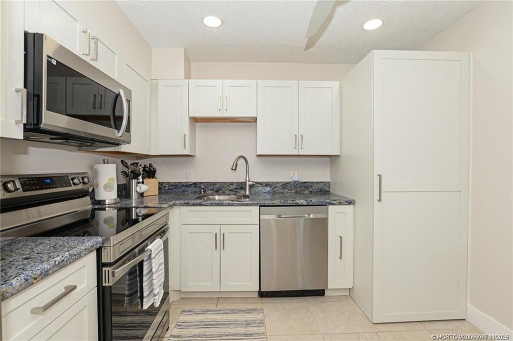 2355 NE Ocean Boulevard, Unit 1-20A, Stuart, FL 34996 Photo