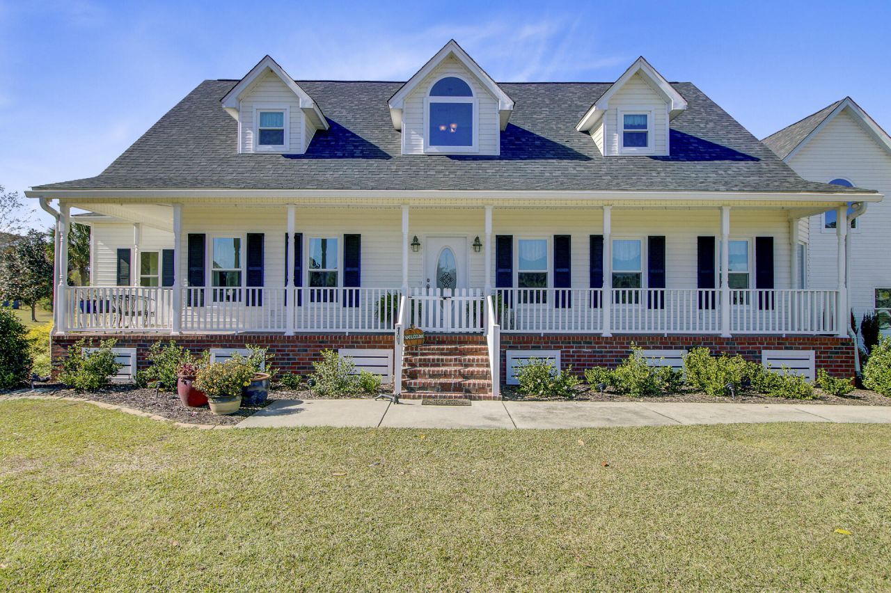 933 Tree Farm Lane Photo 12