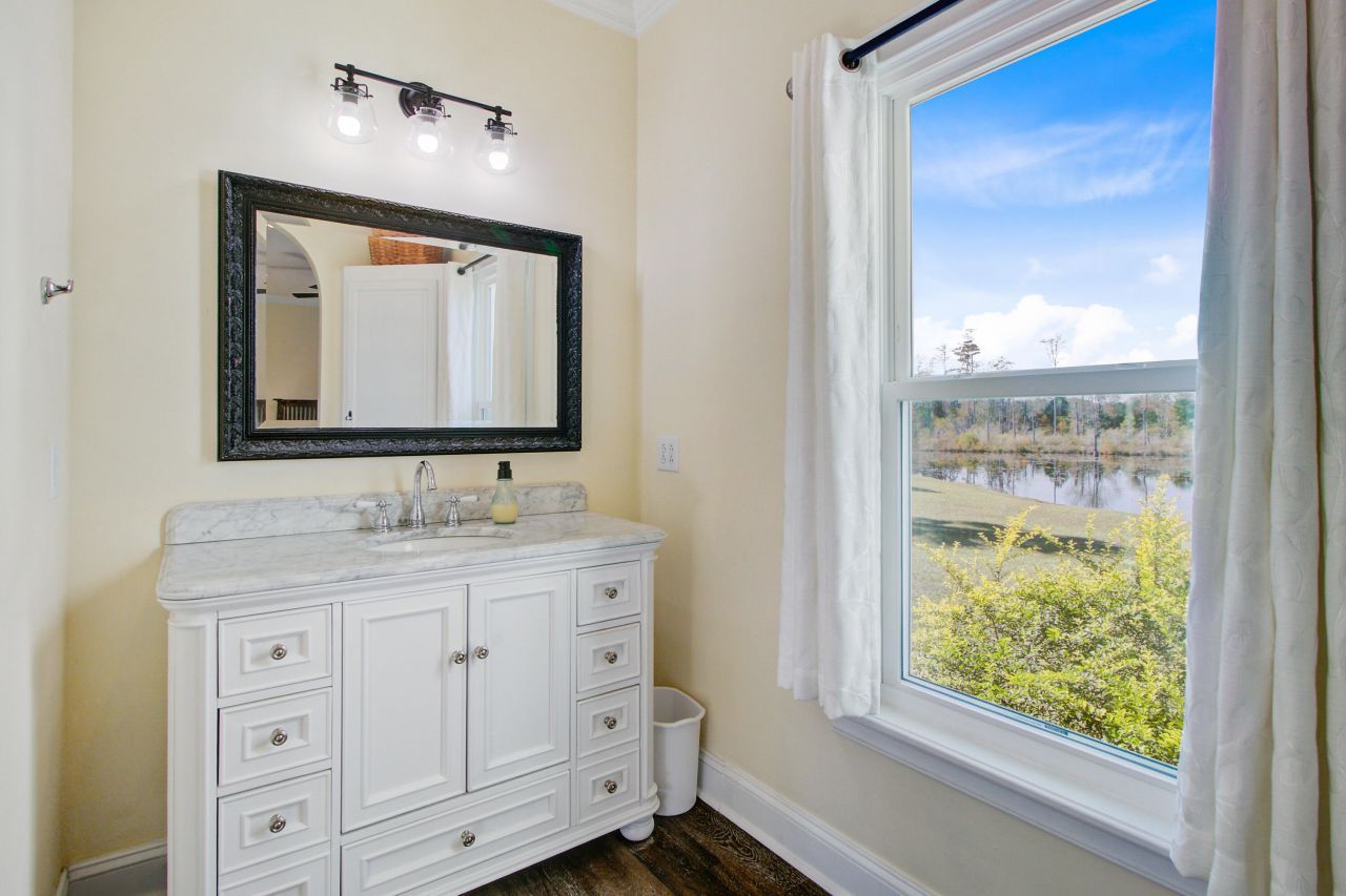 933 Tree Farm Lane Photo 33