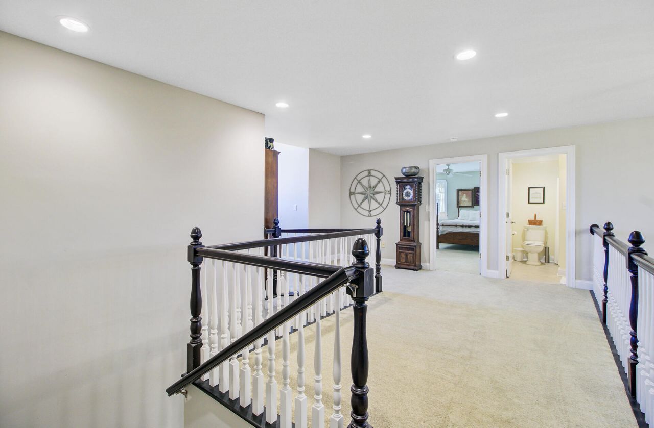 933 Tree Farm Lane Photo 41