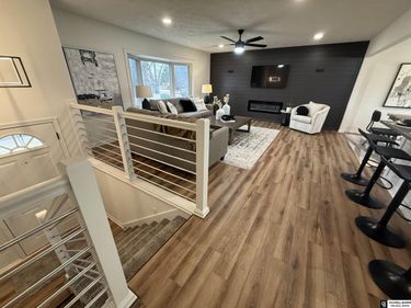 504 Shannon Road, Papillion, NE 68046