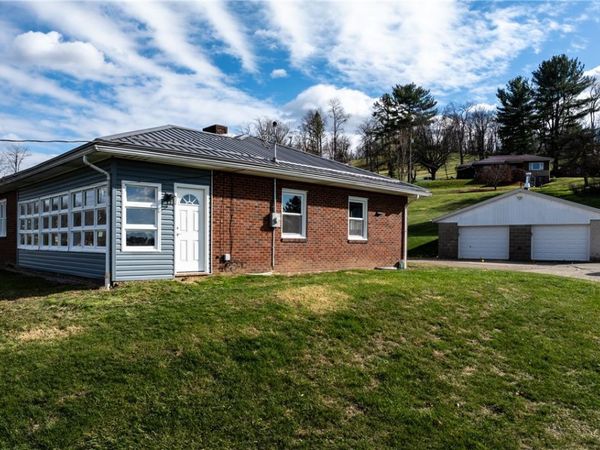 1300 Main St, Bentleyville, PA 15314