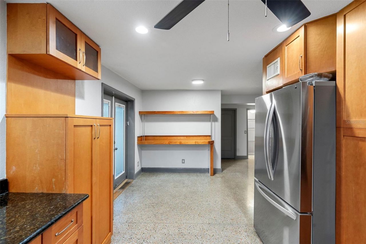650 S Pine Street, New Smyrna Beach, FL 32169 Photo
