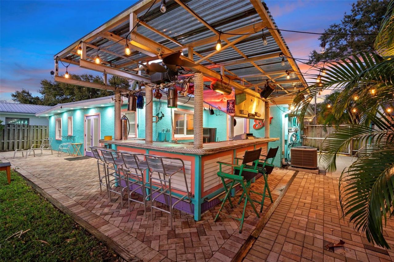 650 S Pine Street, New Smyrna Beach, FL 32169 Photo