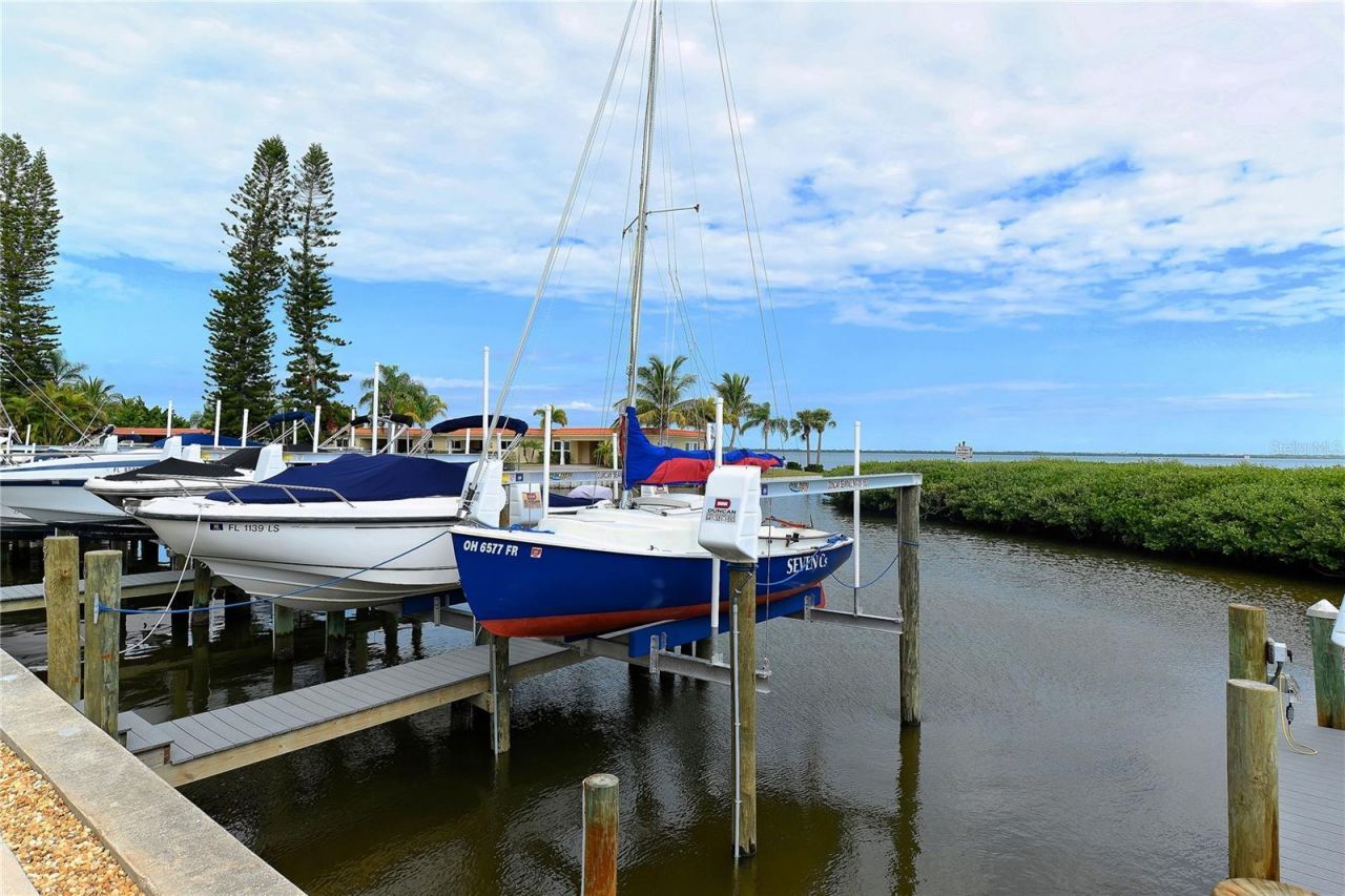 4500 Gulf Of Mexico Drive, Unit 206, Longboat Key, FL 34228 Photo