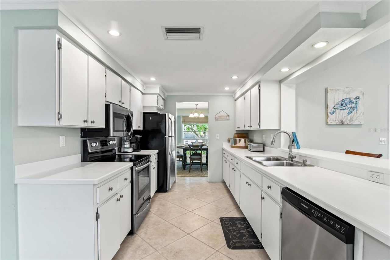 783 Birdsong Lane, Sarasota, FL 34242 Photo