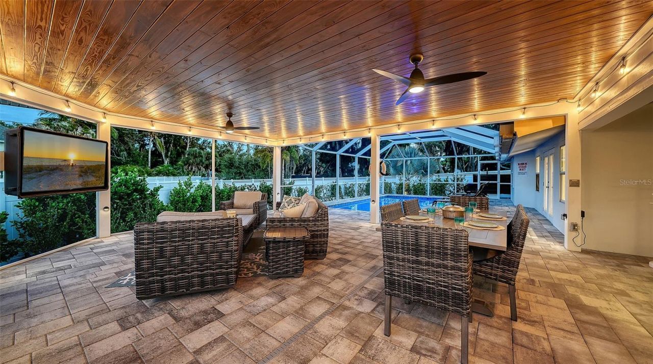 783 Birdsong Lane, Sarasota, FL 34242 Photo