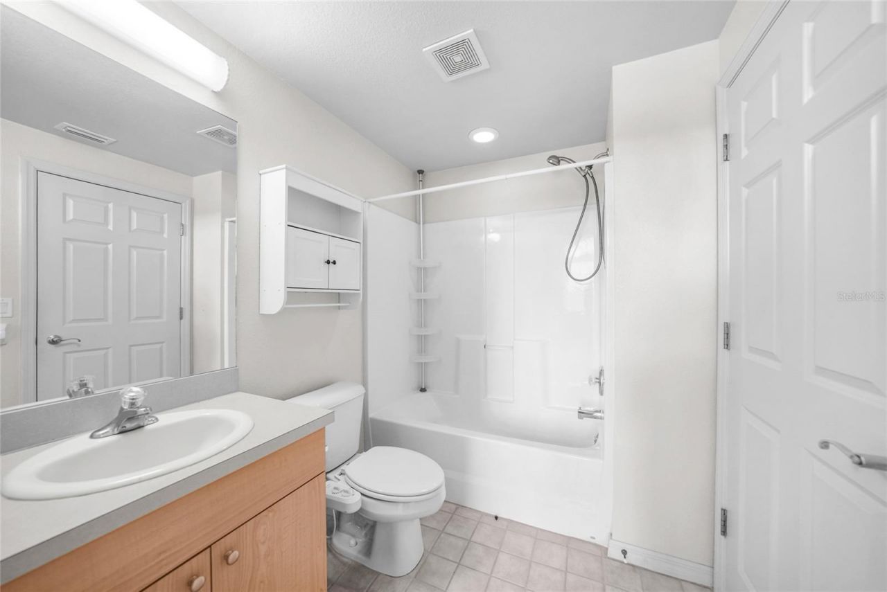 1246 Rio De Janeiro Avenue, Unit 505, Punta Gorda, FL 33983 Photo