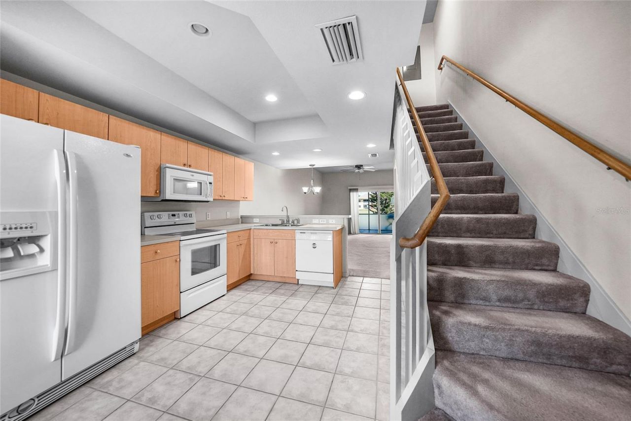 1246 Rio De Janeiro Avenue, Unit 505, Punta Gorda, FL 33983 Photo