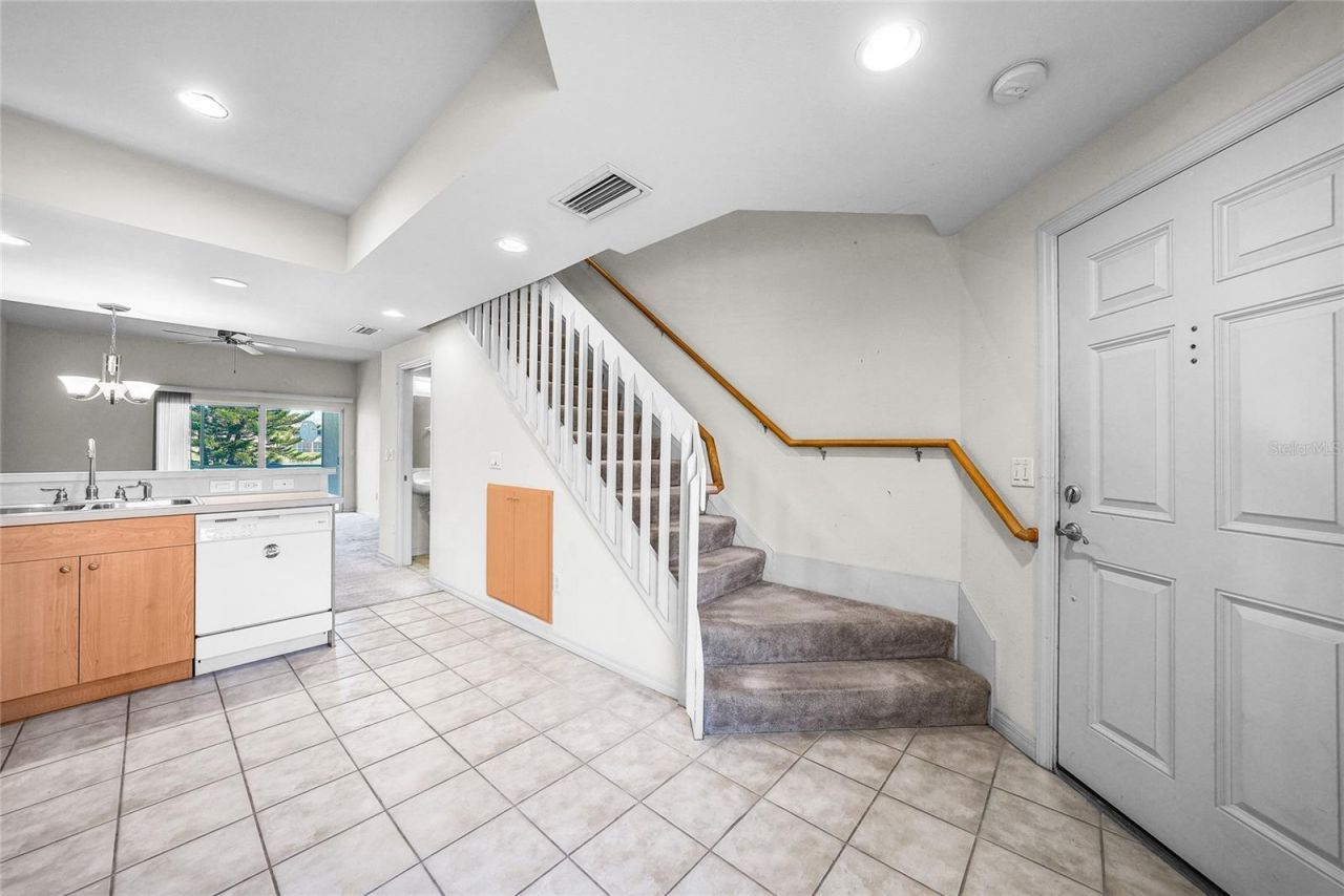 1246 Rio De Janeiro Avenue, Unit 505, Punta Gorda, FL 33983 Photo