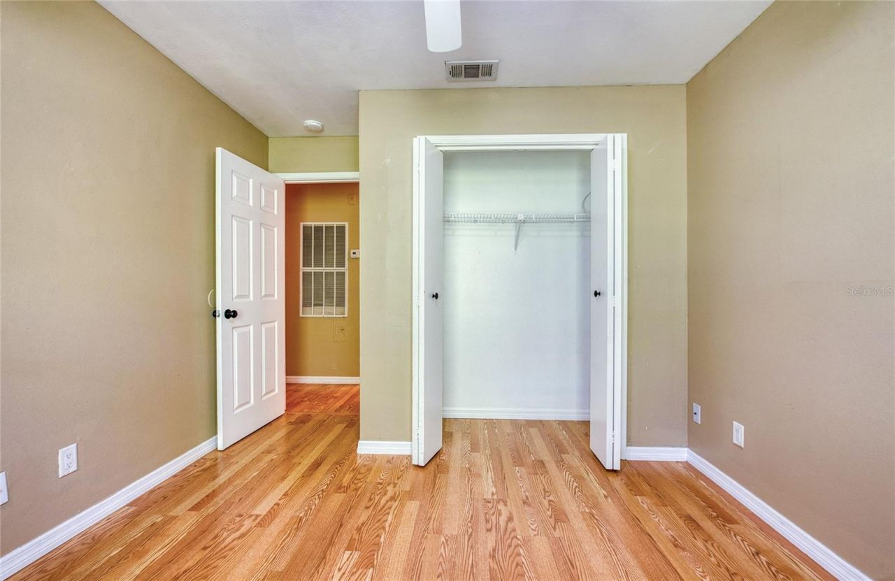 1400 Gandy Blvd. N Boulevard N, Unit 811, Saint Petersburg, FL 33702 Photo