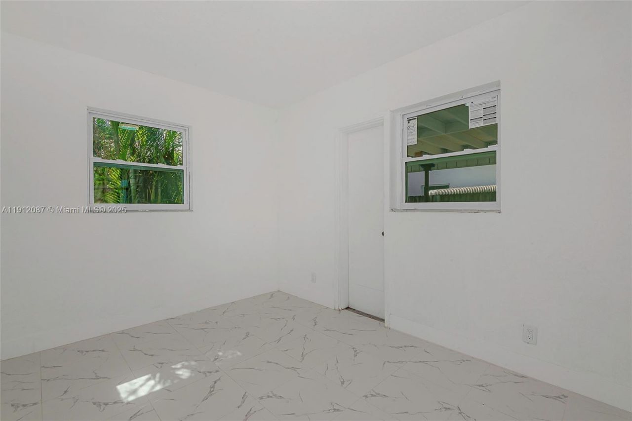 731 NE 16th St, Fort Lauderdale, FL 33304 Photo