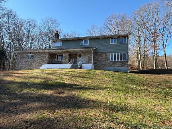 11 Square Woods Drive, Lagrangeville, NY 12540