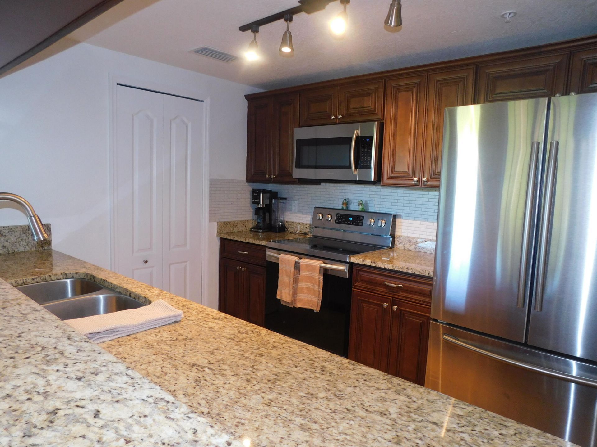 4190 Gator Greens Way, Unit 24, Fort Pierce, FL 34982 Photo