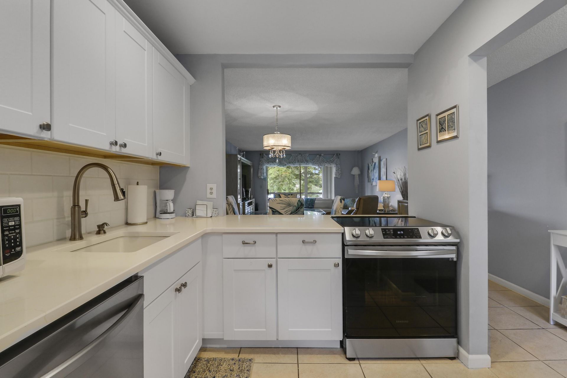 120 Lake Constance Drive, West Palm Beach, FL 33411 Photo