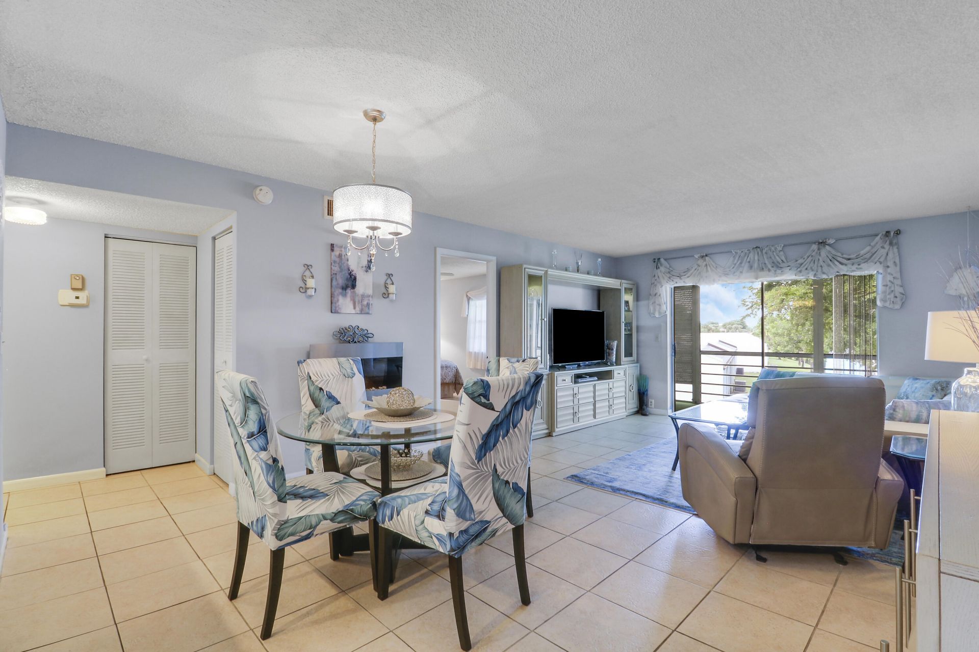 120 Lake Constance Drive, West Palm Beach, FL 33411 Photo