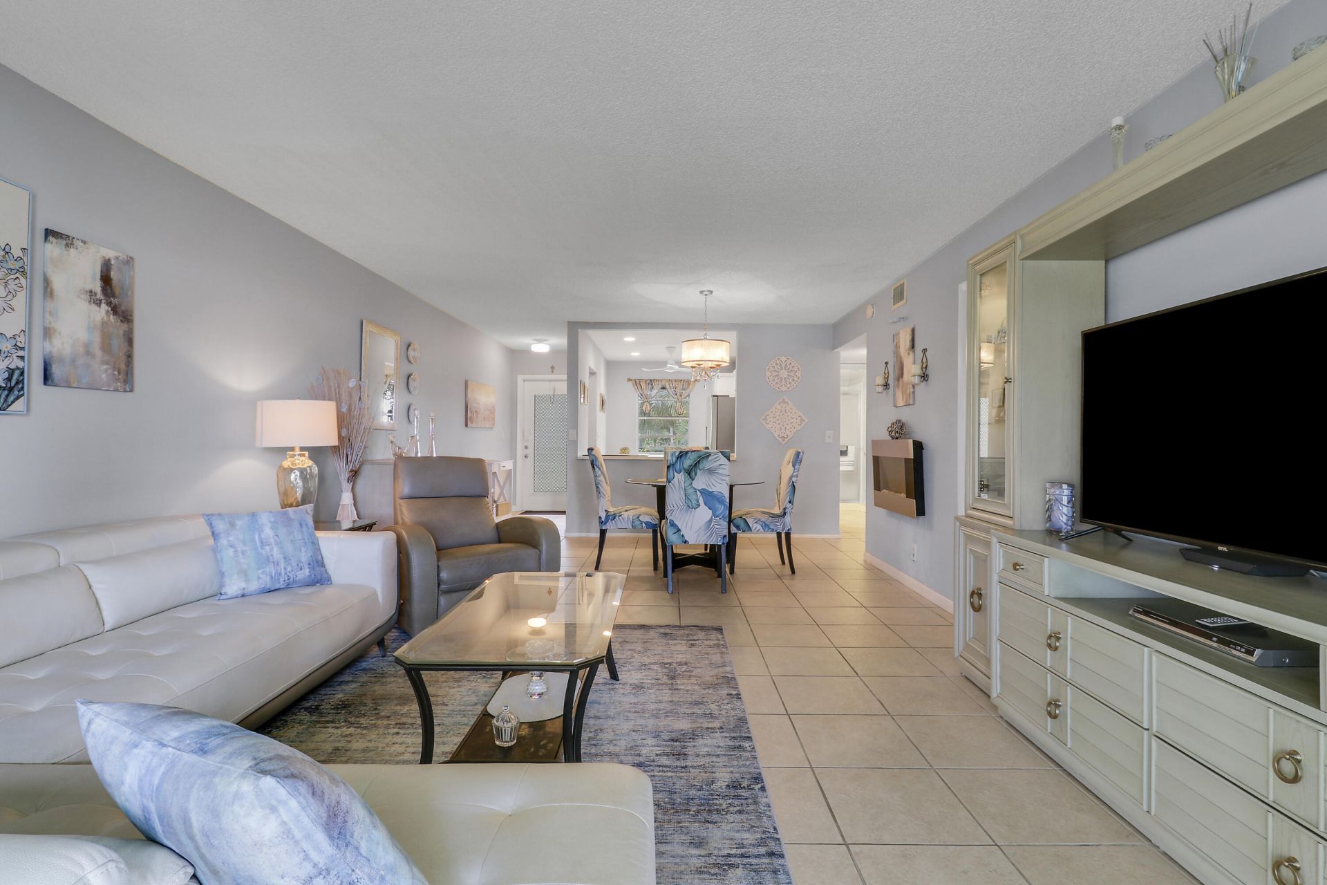 120 Lake Constance Drive, West Palm Beach, FL 33411 Photo