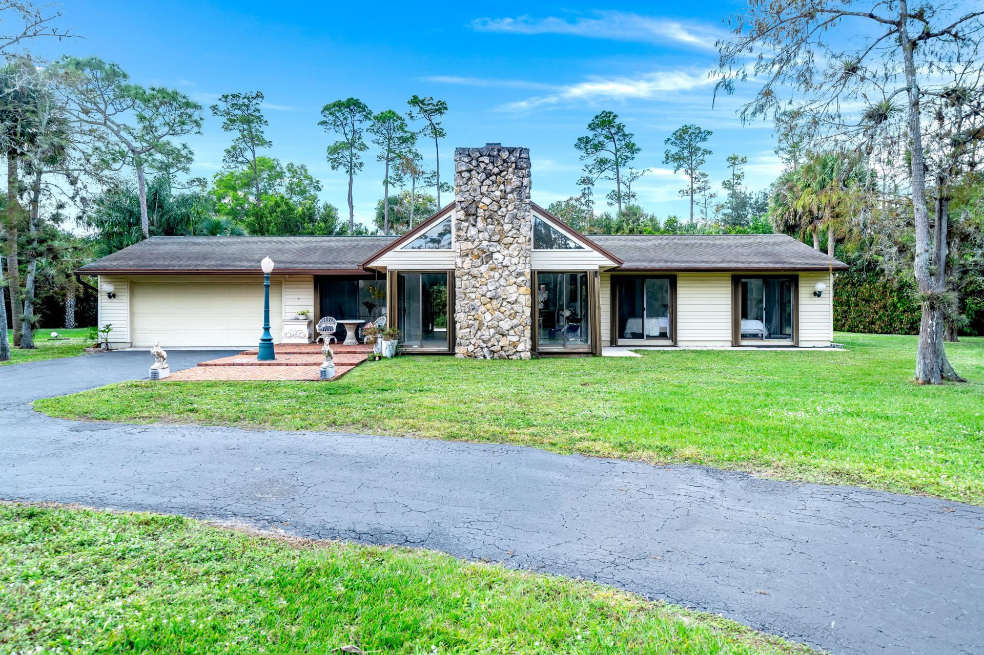 583 Rambling Drive Circle, Wellington, FL 33414 Photo