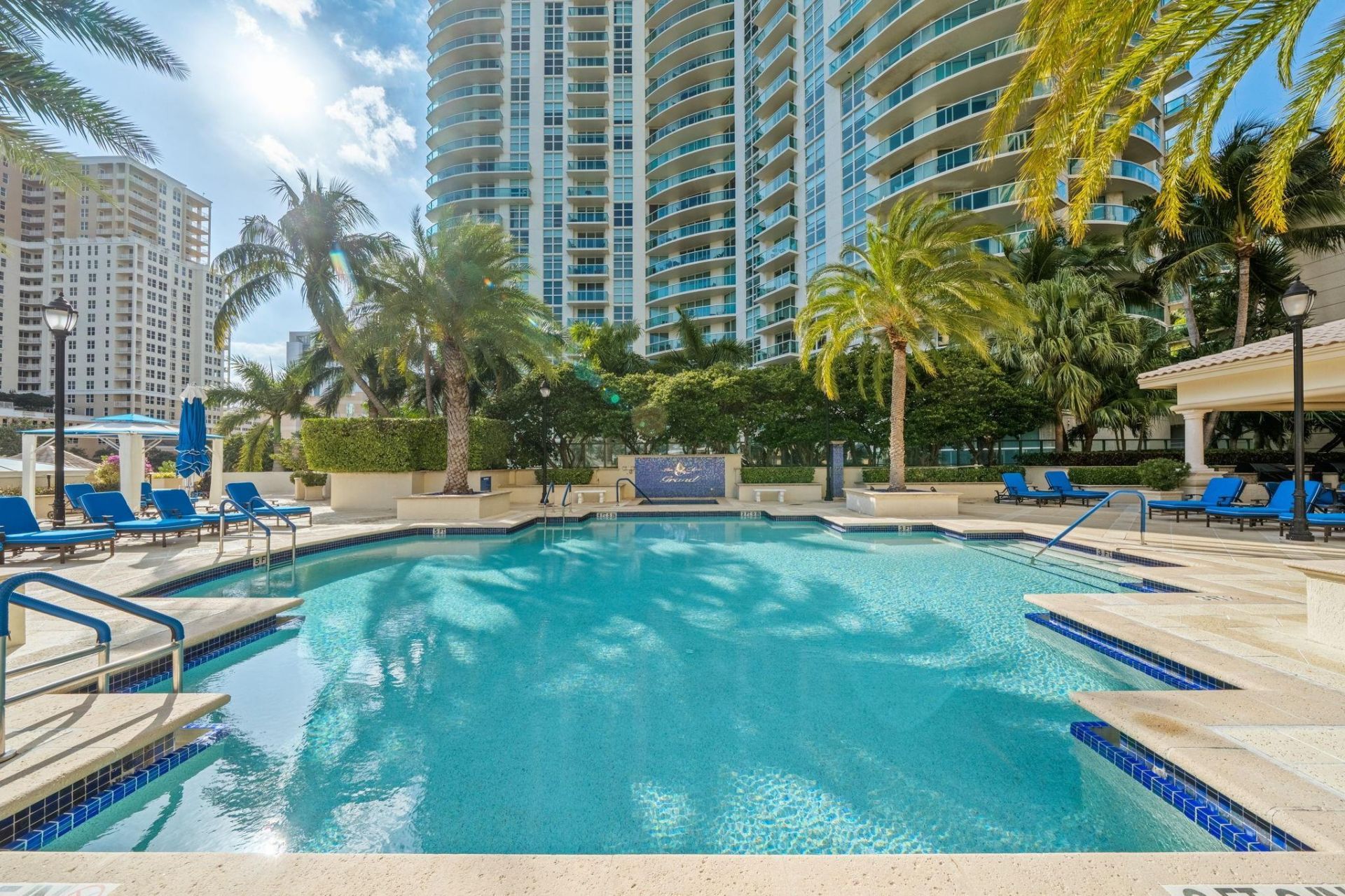 411 N New River Drive, Unit 1402, Fort Lauderdale, FL 33301 Photo