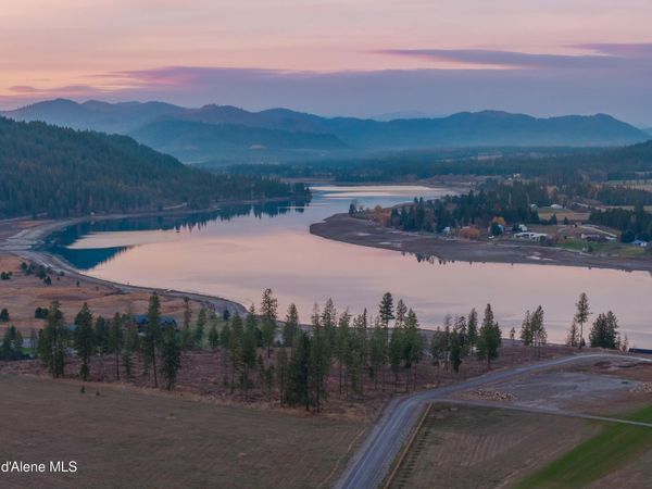 NNA Woodchuck Dr, Lot 15, Priest River, ID 83856