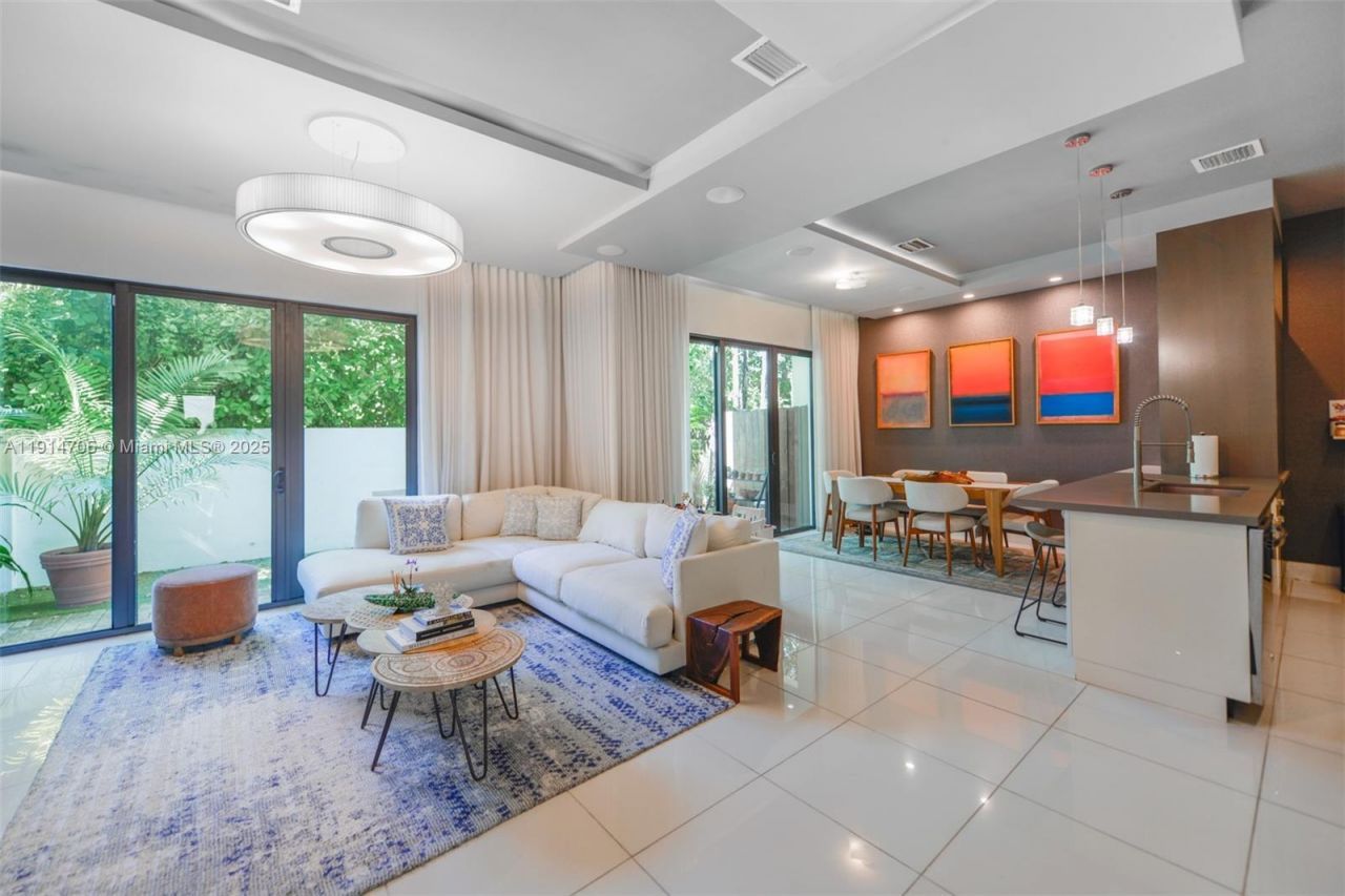 3318 Day Ave, Unit 7, Miami, FL 33133 Photo