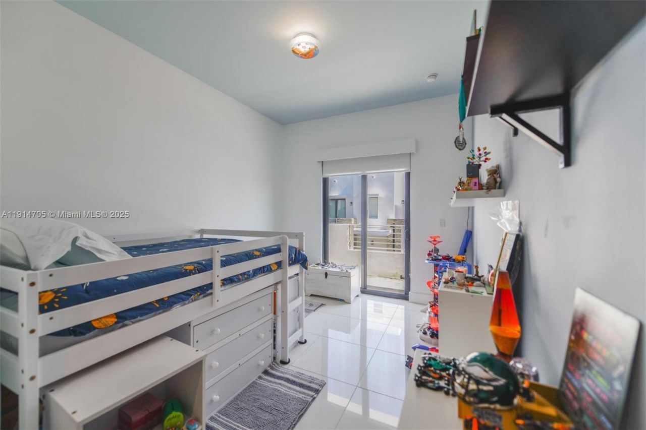 3318 Day Ave, Unit 7, Miami, FL 33133 Photo