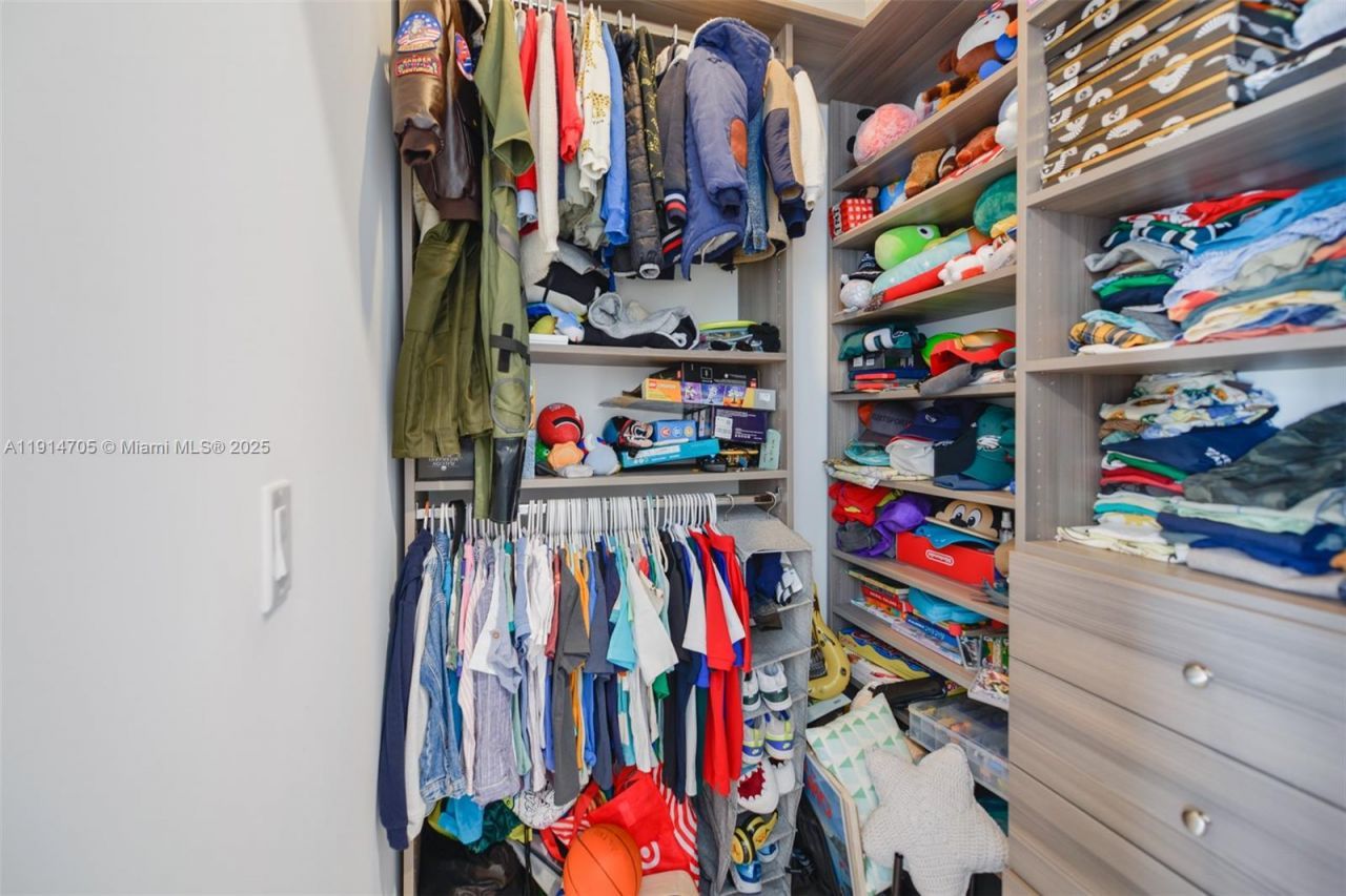 3318 Day Ave, Unit 7, Miami, FL 33133 Photo