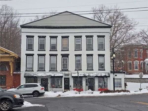 100 Brooklea Drive, Fayetteville, NY 13066