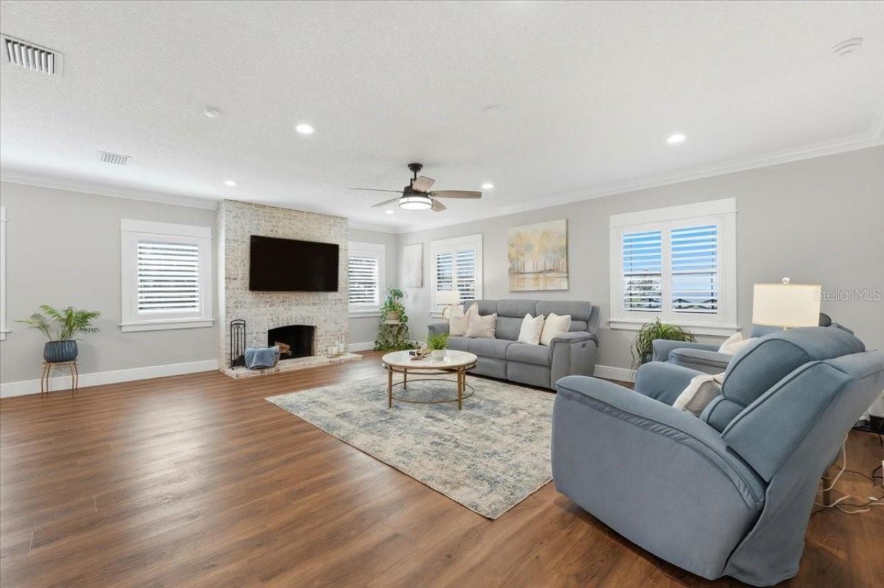 12434 Lakeshore Drive, Clermont, FL 34711 Photo