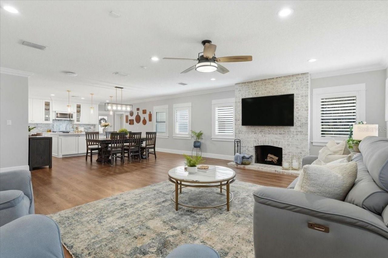 12434 Lakeshore Drive, Clermont, FL 34711 Photo