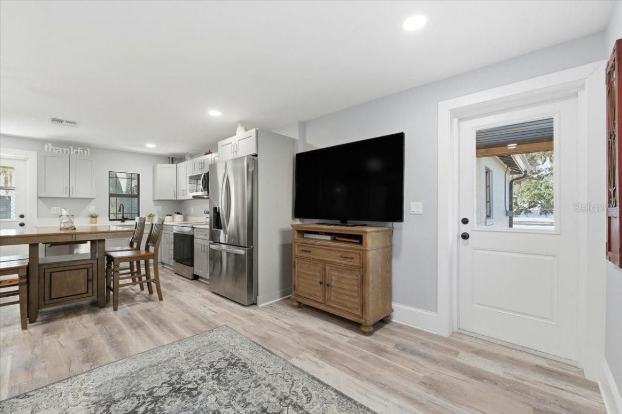 12434 Lakeshore Drive, Clermont, FL 34711 Photo