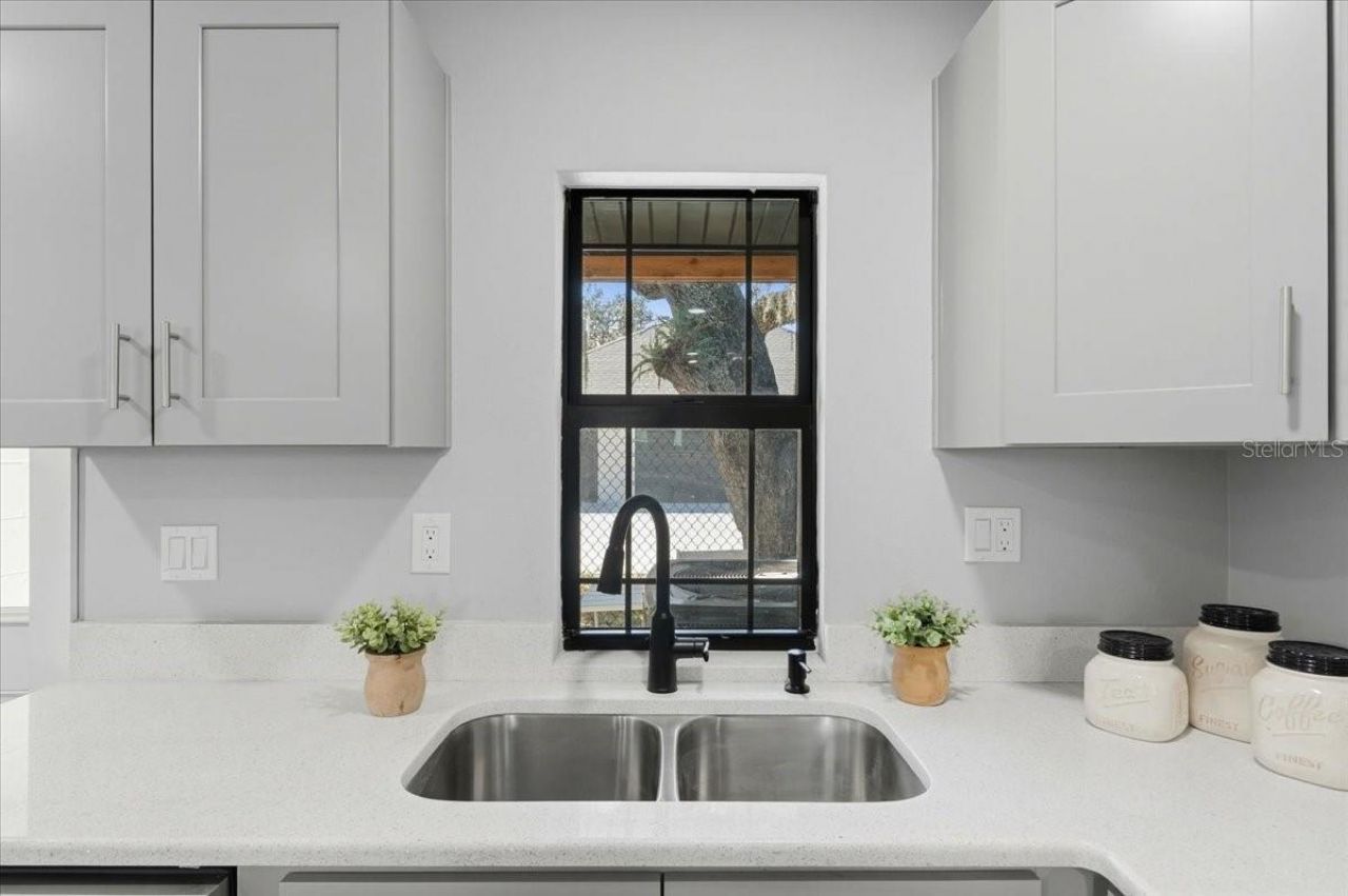 12434 Lakeshore Drive, Clermont, FL 34711 Photo