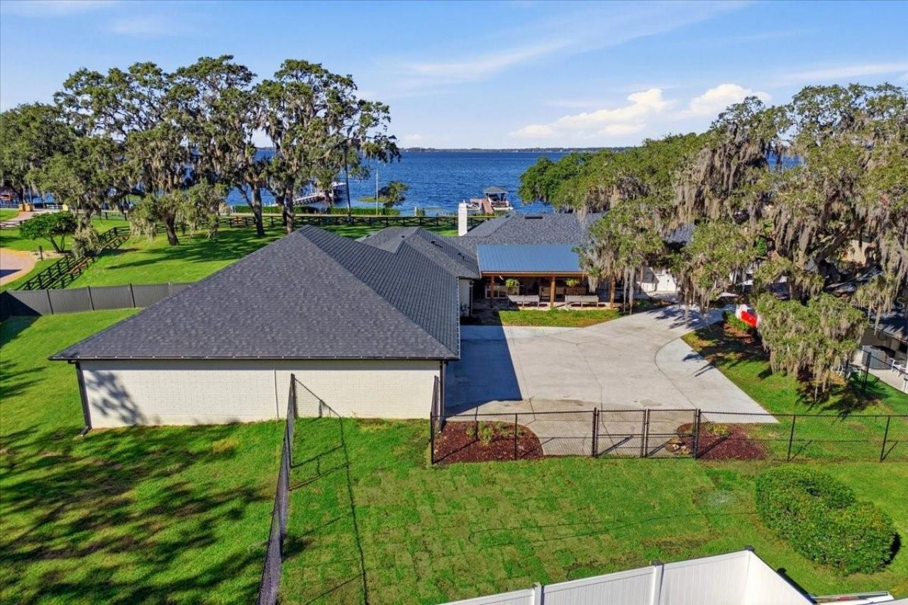 12434 Lakeshore Drive, Clermont, FL 34711 Photo