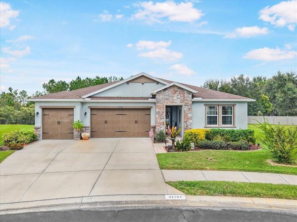 31737 FAIRHILL DRIVE, WESLEY CHAPEL, FL 33543
