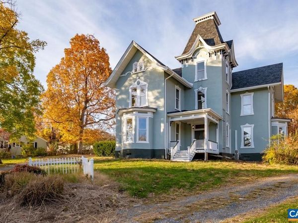 811 WESTOVER DR, STAUNTON, VA 24401