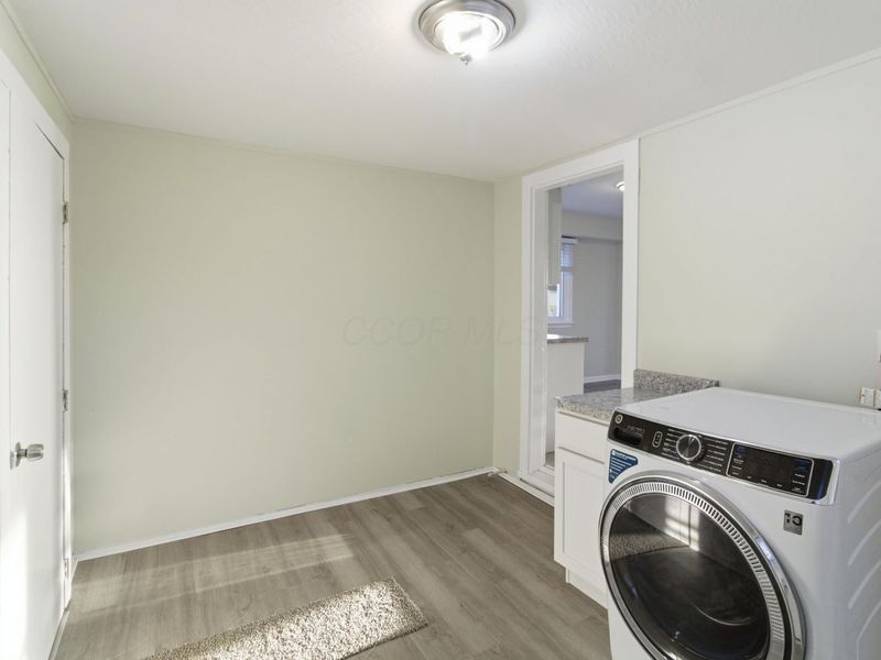 267 W High Street, London, OH 43140 Photo 7