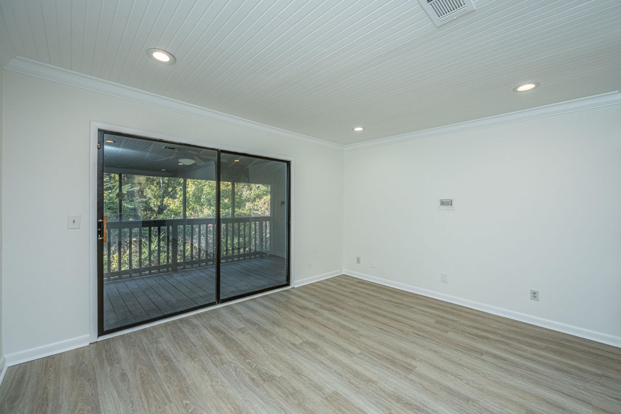 1530 Fort Johnson Road Photo 12