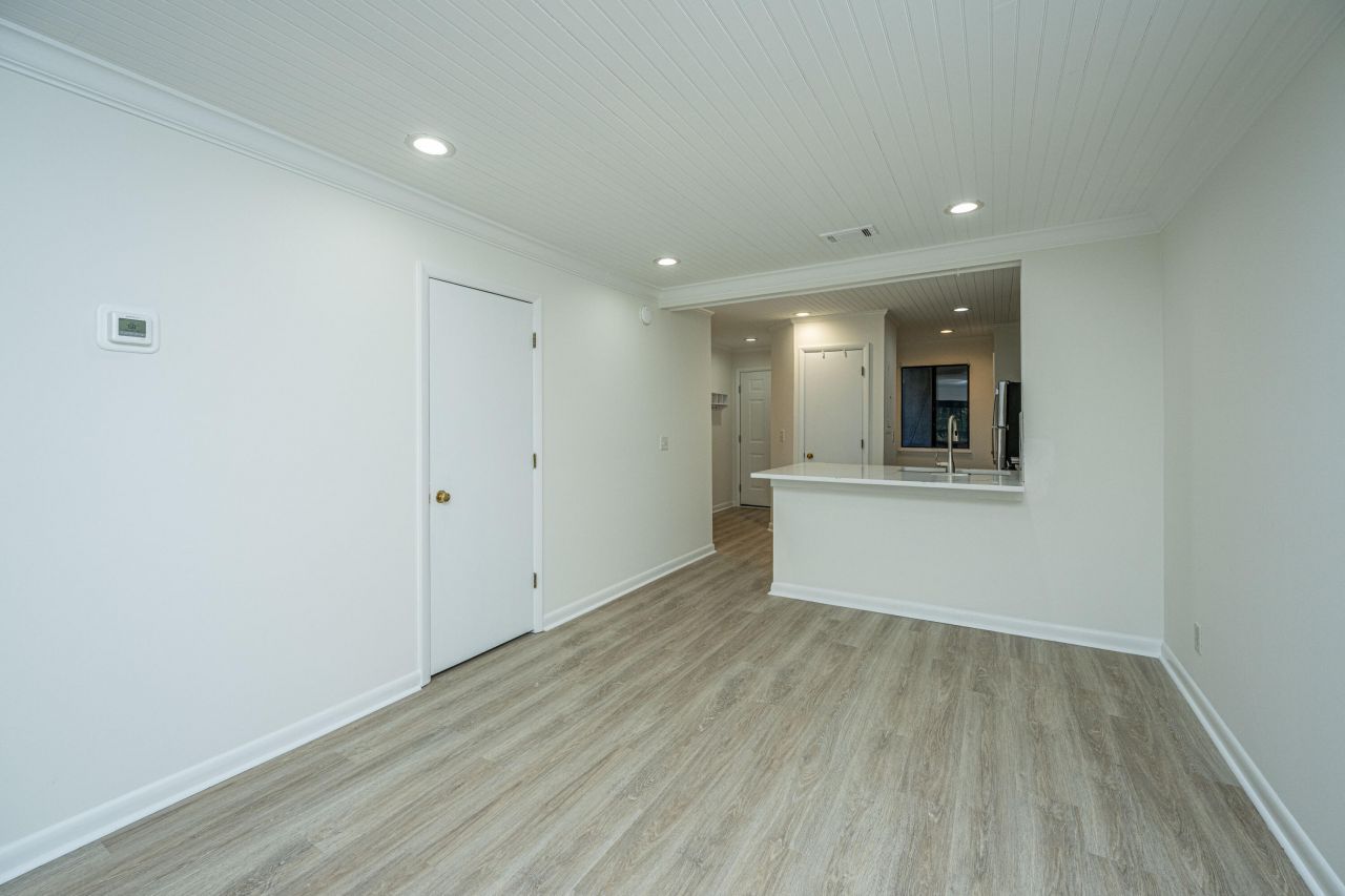 1530 Fort Johnson Road Photo 18