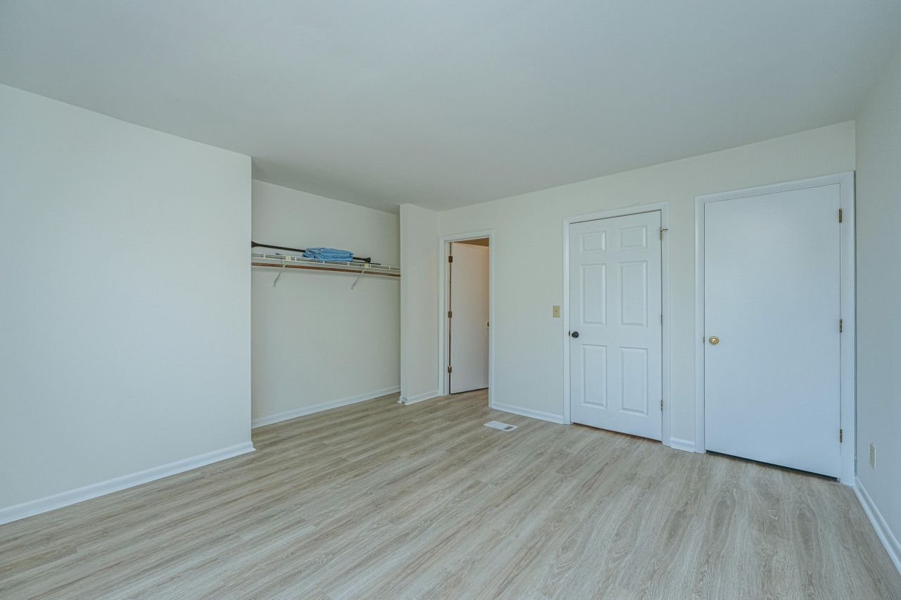 1530 Fort Johnson Road Photo 33