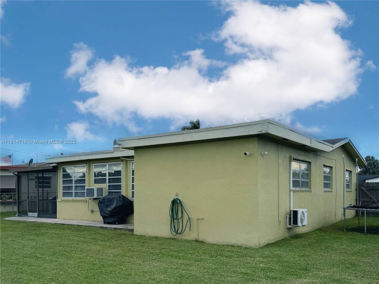 610 NW 17th St, Homestead, FL 33030 Photo