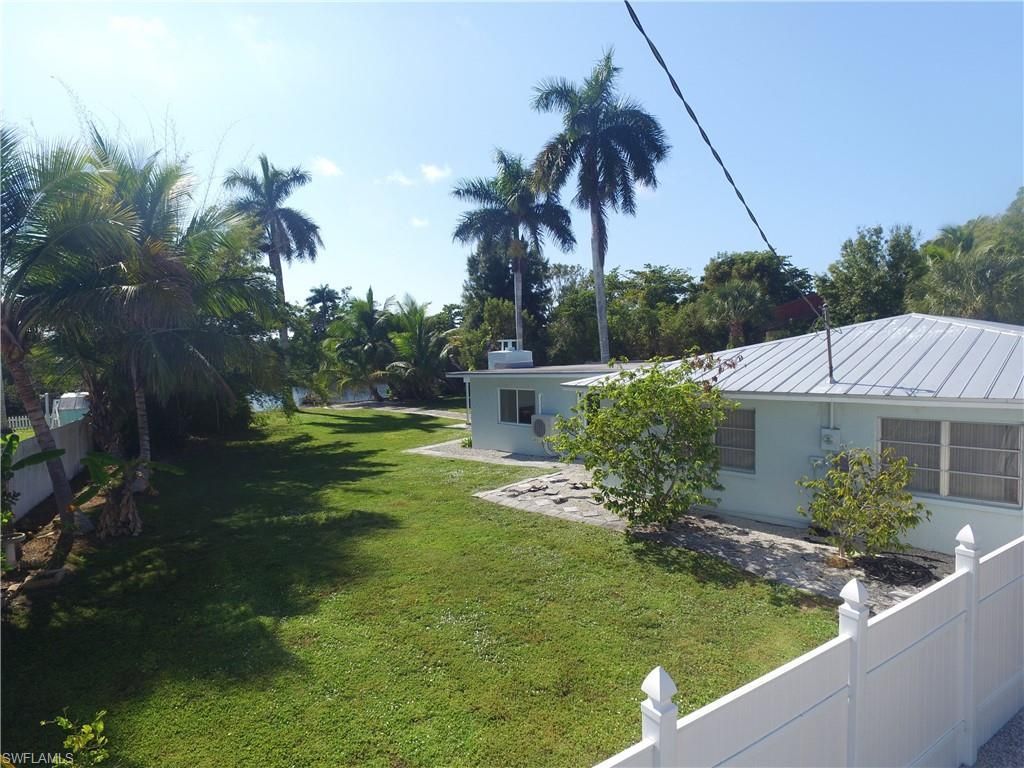 22 Constitution Dr, Naples, FL 34112 Photo