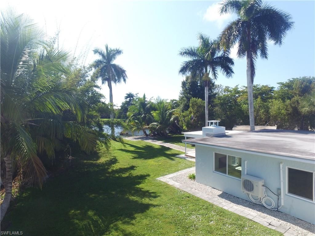 22 Constitution Dr, Naples, FL 34112 Photo