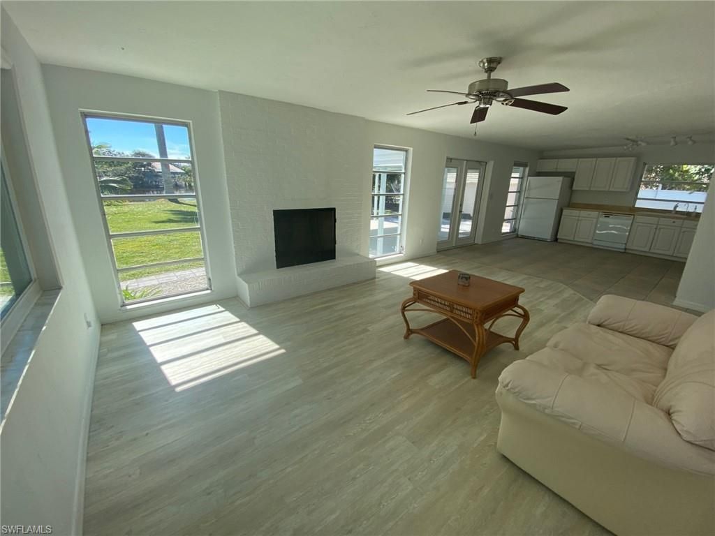 22 Constitution Dr, Naples, FL 34112 Photo